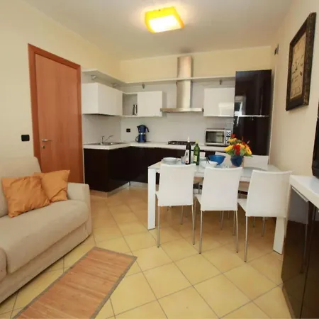 Beachfront In Rosolina Mare